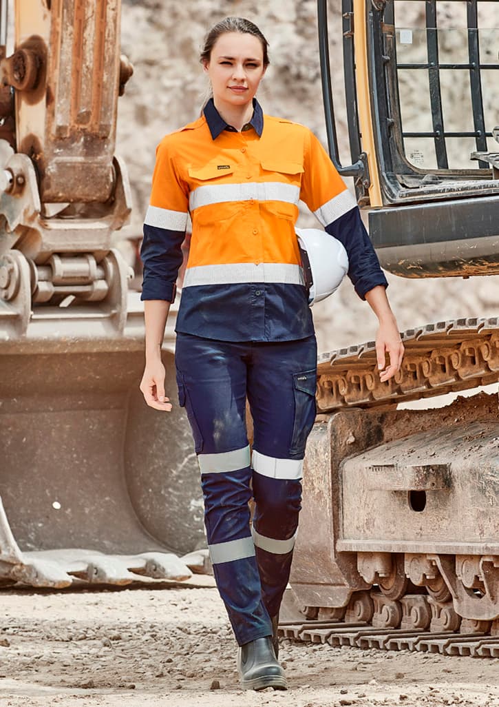 Womens Essential Stretch Taped Cargo Pant — Navy